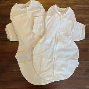 SNOO Swaddles Bundle of 2 size small size medium Happiest Baby